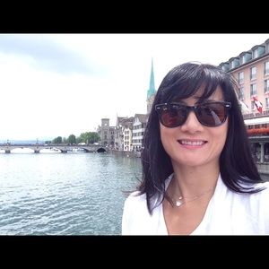 Meet your Posher, Maria